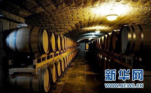 古代顶级流量博主纷纷下场，只为推荐这款硬核美酒