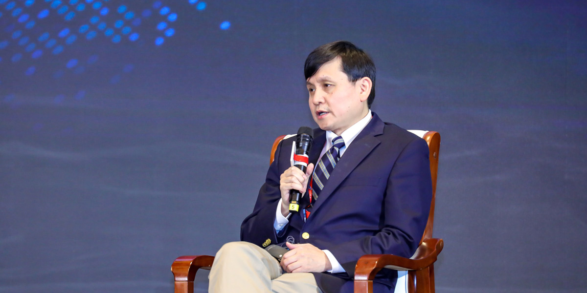 张文宏：新冠肺炎疫情最终走向取决于全球整体控制情况