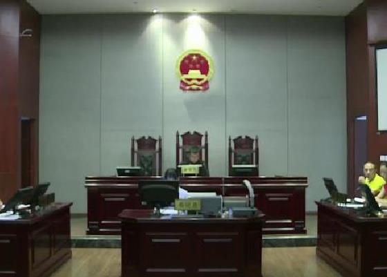 成都市武侯区人民法院公开审理机动车交通事故责任纠纷案