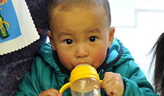 春运动车上的归途&ldquo;小候鸟&rdquo;