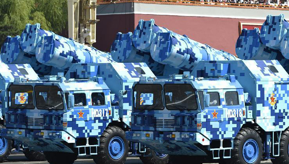 岸舰导弹方队接受检阅