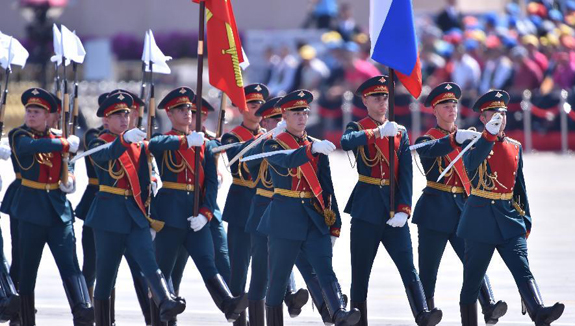 俄罗斯方队通过天安门广场