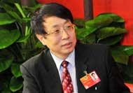 刘迎龙谈推进国家基本药物制度施行