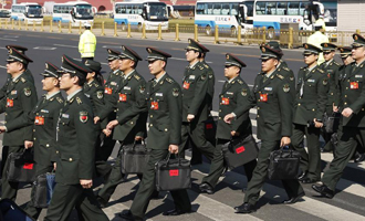 代表走向人民大会堂