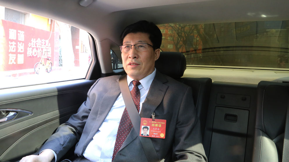 王景海：保证让中国消费者的奶瓶子掌握在自己的手里