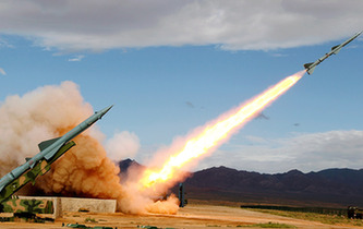 中部戰區空軍某營在戈壁開展實兵對抗演練