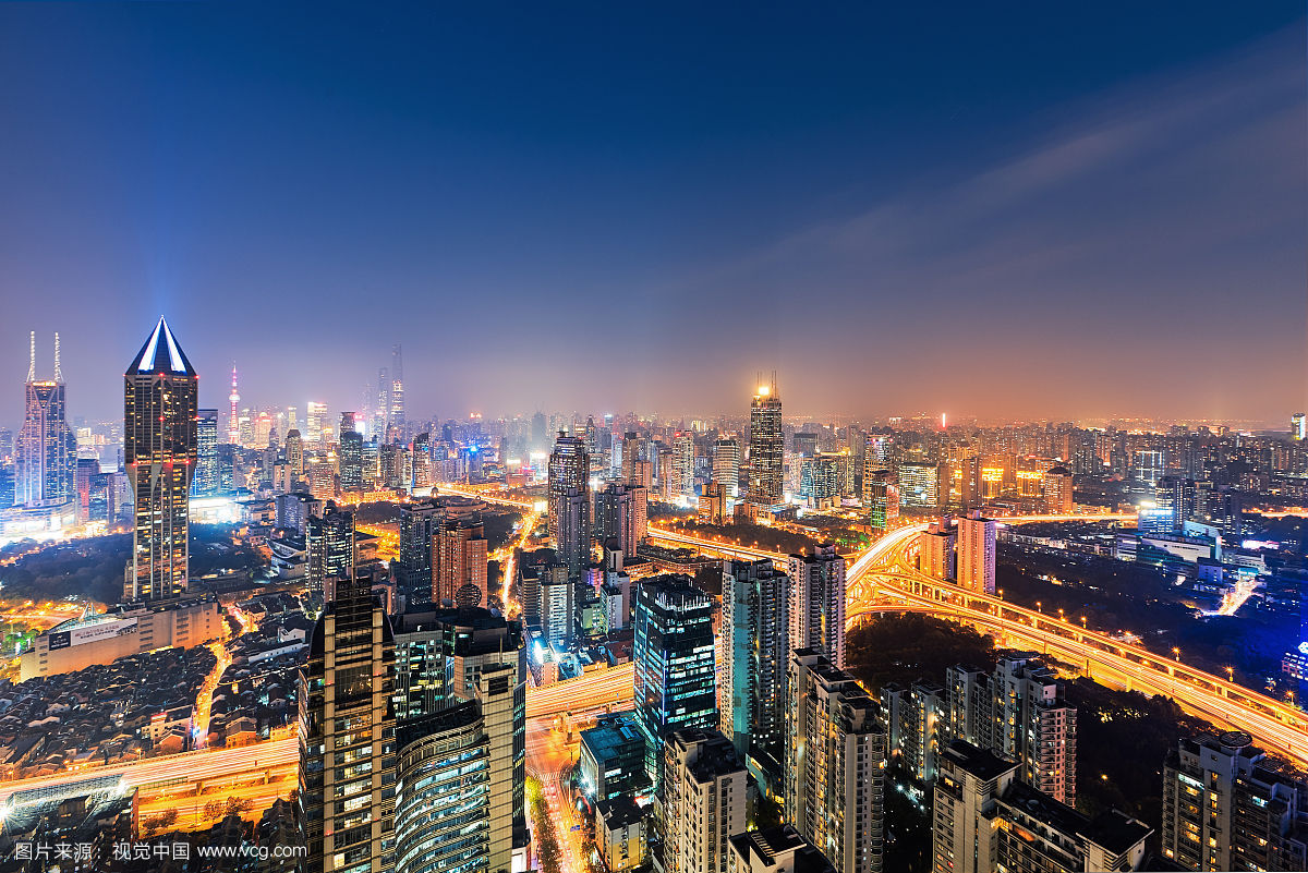 牢牢把握我国发展的阶段性特征