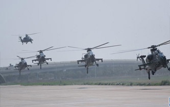 &ldquo;風雷&rdquo;飛行表演隊飛抵天津將參加第四屆直博會