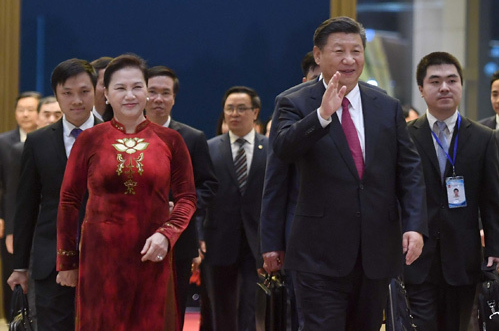 撸起袖子加油干_新华网2017两会融媒体专题