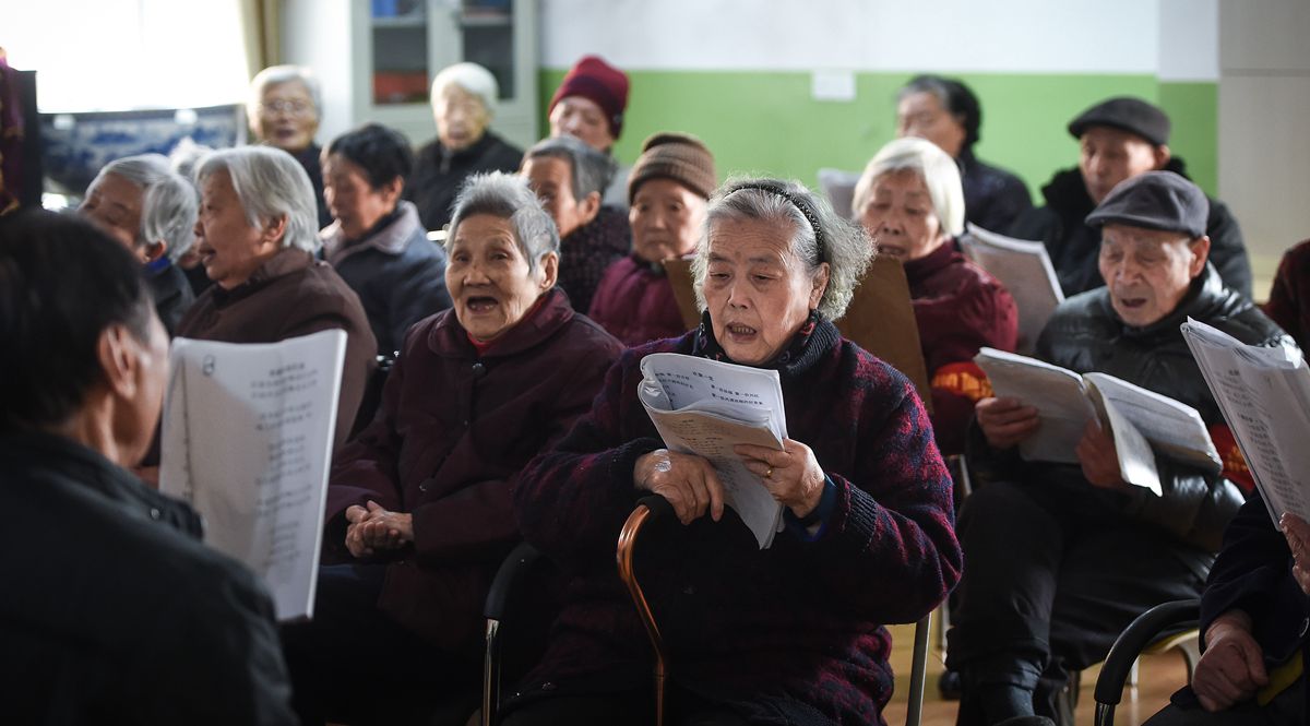 养老服务人才短缺 谁来守护“夕阳红”