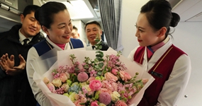 飞行32年，和家人一起过年了