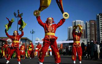 天津：民间花会迎元宵