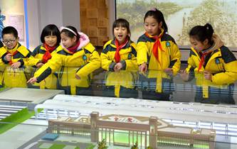 车站里的春运课堂