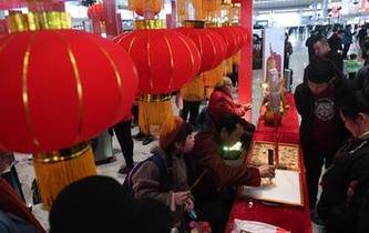 南京：车站迎元宵