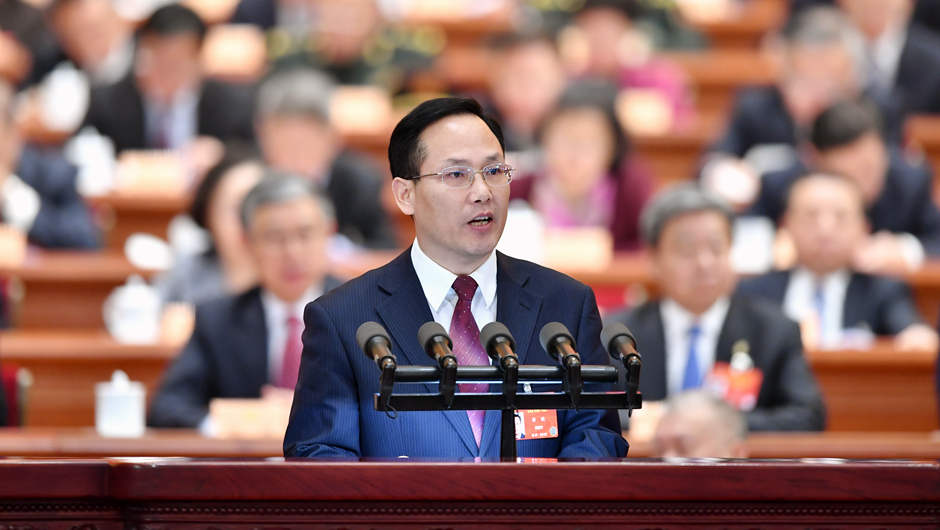 徐晓委员代表共青团中央全国青联作大会发言