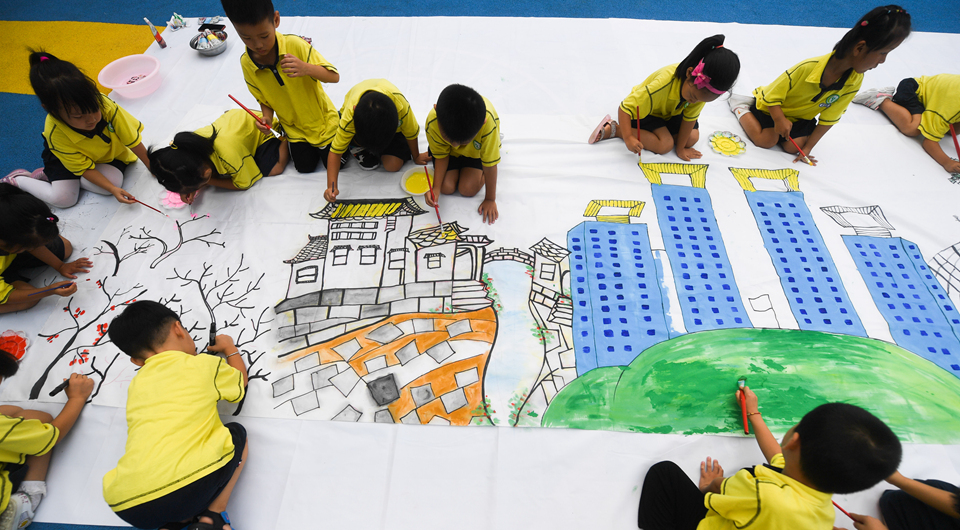 &ldquo;童心巧手&rdquo;迎中秋