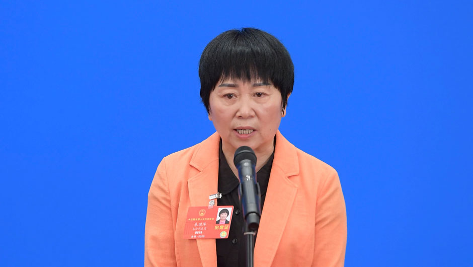 全国人大代表朱国萍接受采访