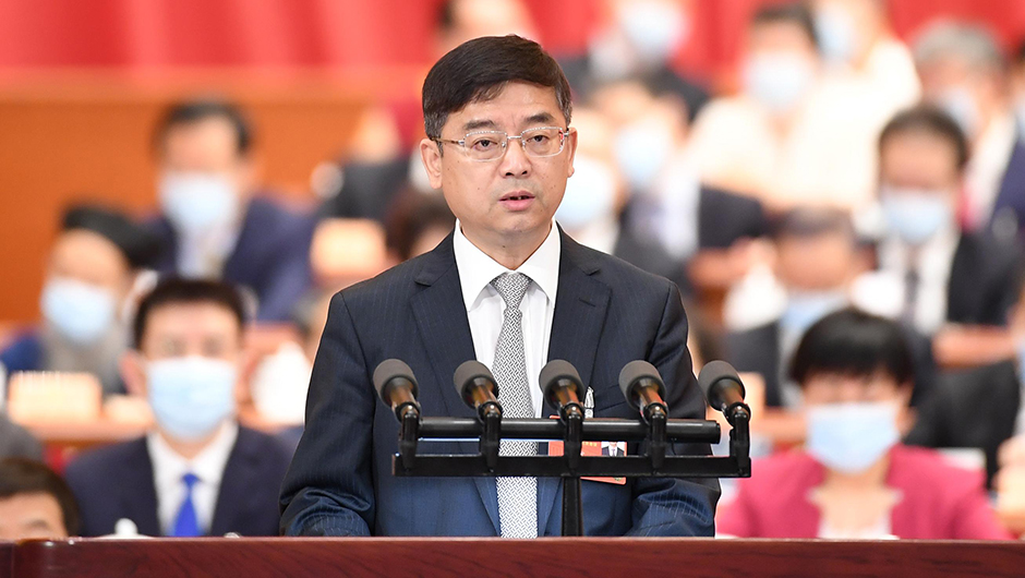 曲鳳宏委員代表農工黨中央作大會發言