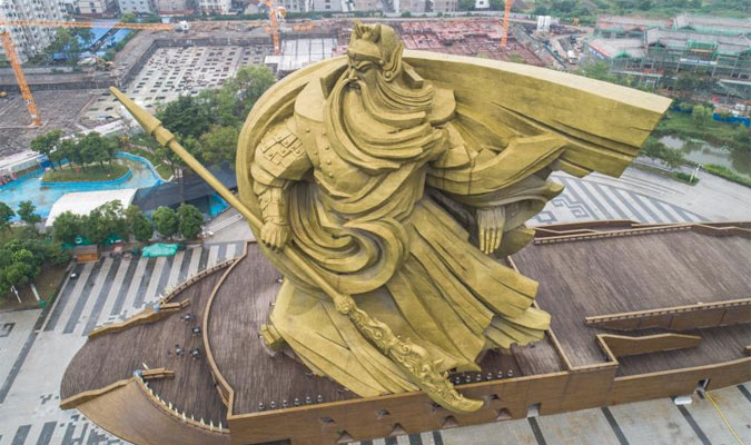 湖北荆州：已组织专家对关公雕像搬移选址方案进行咨询论证