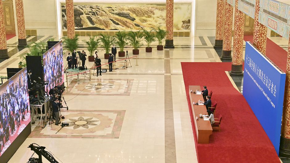 李克强总理回答中外记者提问