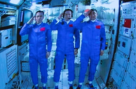 神舟十二号3名航天员顺利进驻天和核心舱