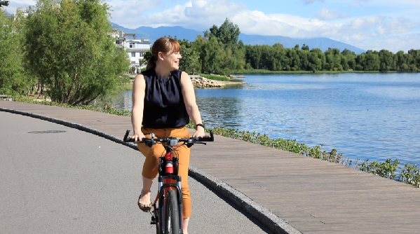 新华社记者说｜“洋记者”眼中的“小康中国”