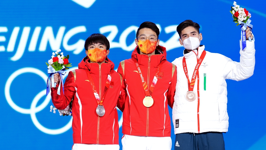 任子威、李文龙站上领奖台！