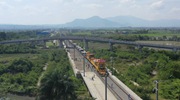 印尼雅萬高鐵正線開始鋪軌