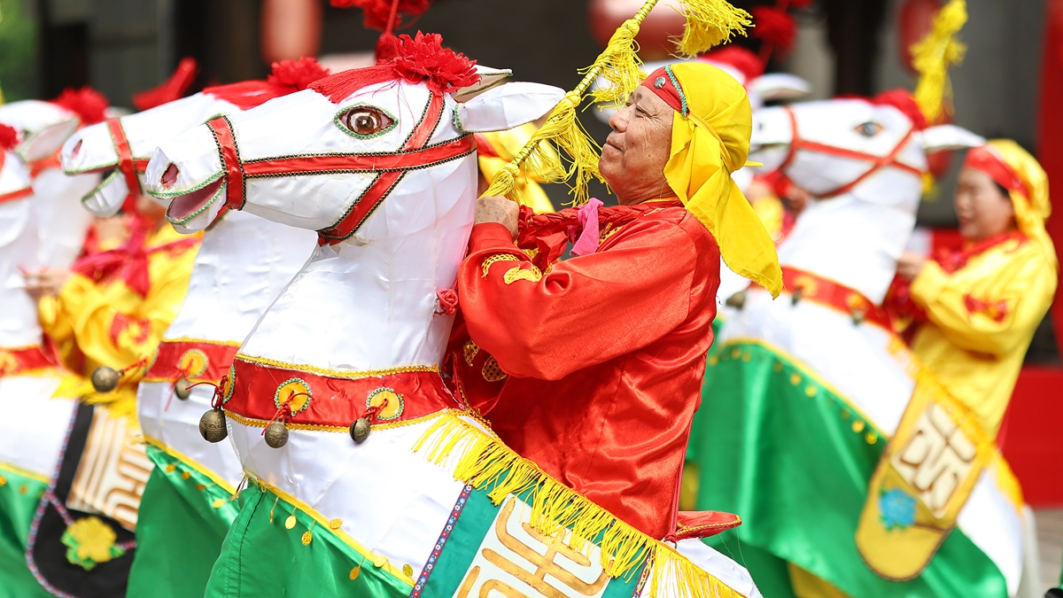 多彩活动过中秋