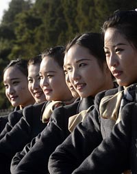 广场上的服务员