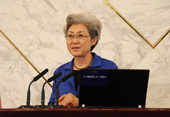 十二届全国人大一次会议副秘书长、新闻发言人傅莹