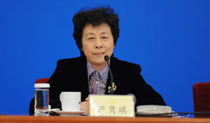 民进中央主席严隽琪简历