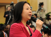 央视记者提问