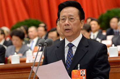 陈昌智主持十二届全国人大一次会议第三次全体会议