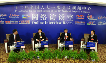 网络访谈：法院系统人大代表谈司法为民