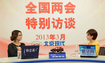 全国人大代表、云南交通收费员铁飞燕