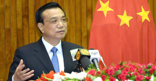 李克强在巴基斯坦参议院发表演讲