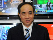 民建中央专职副主席辜胜阻