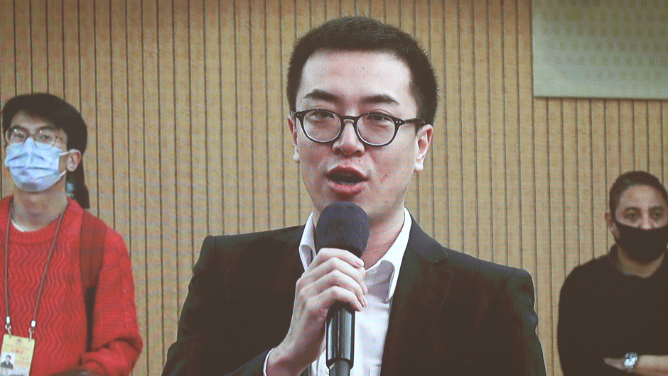 人民日报记者提问