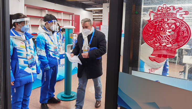 充满年味的媒体工作间