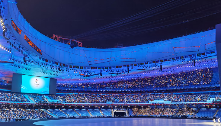 全场观众们打开了手机灯光