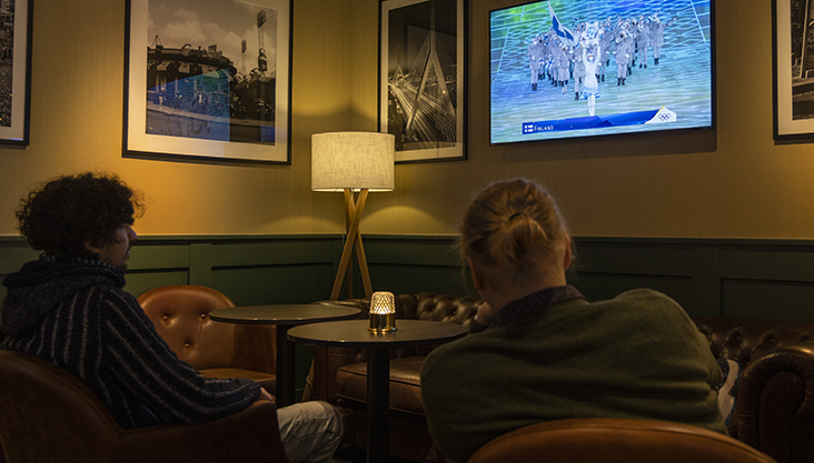 海外民众收看北京冬奥会开幕式