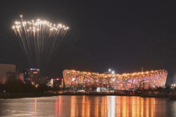 全球连线｜闭幕式解读篇（五）：致敬&ldquo;双奥&rdquo;之城，穿越瞬间你有何感想？