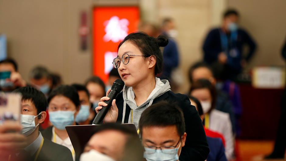 北京青年报记者提问