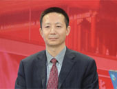 张洪亮在访谈现场