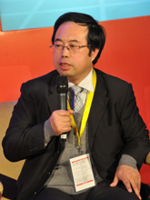 中国社科院城市发展与环境研究所研究员宋迎昌发言