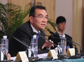 林毅夫回答记者提问