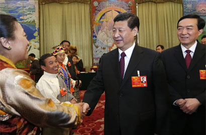 习近平参加西藏代表团审议