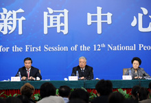 民政部负责人就民生和社会服务答记者问