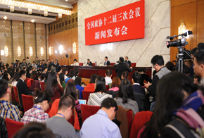 发布会现场气氛热烈